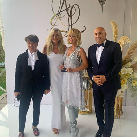 Сын Валерии Арсений Шульгин женился: как прошла пышная свадьба с участием звезд Сын Валерии Арсений Шульгин женился: как прошла пышная свадьба с участием звезд Свадьбы,Звездные свадьбы