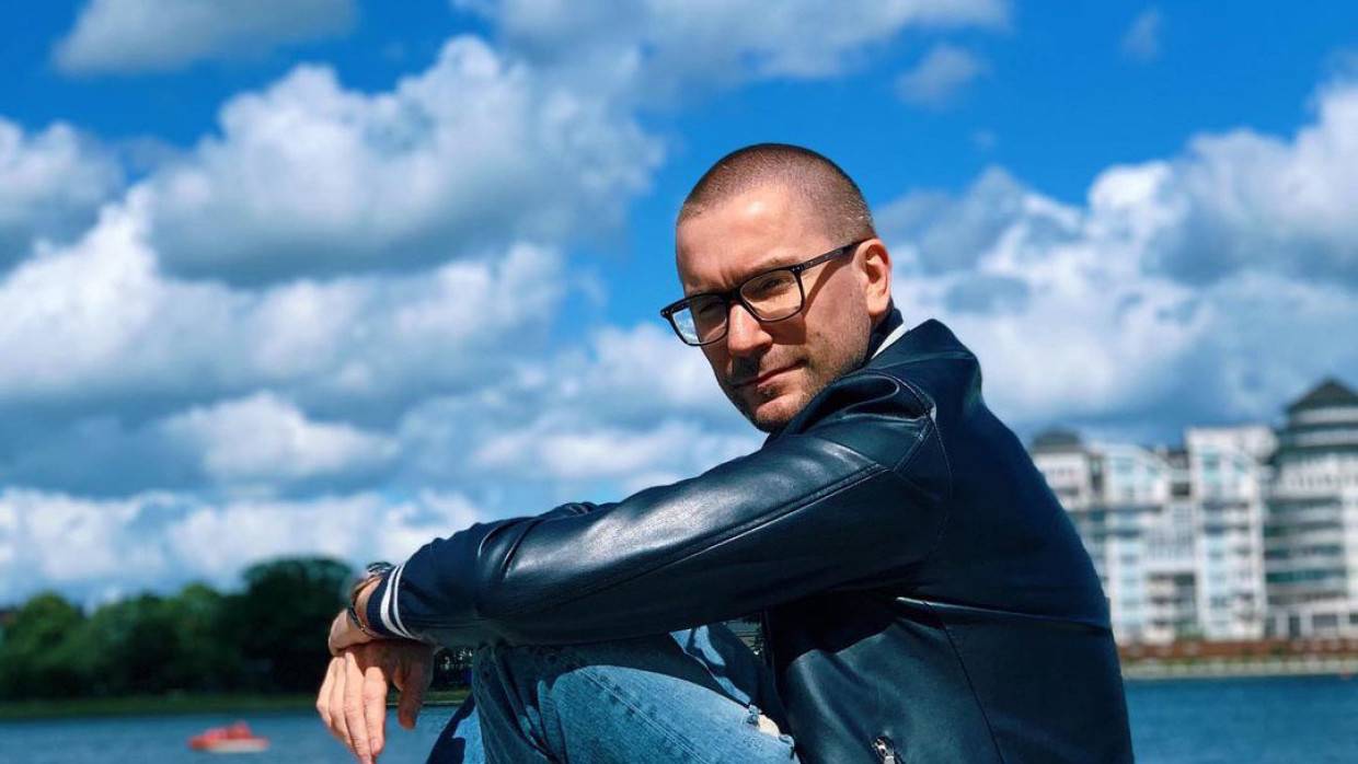 Потерявший жену и детей певец Винник посоветовал не искать спасения от горя в бутылке