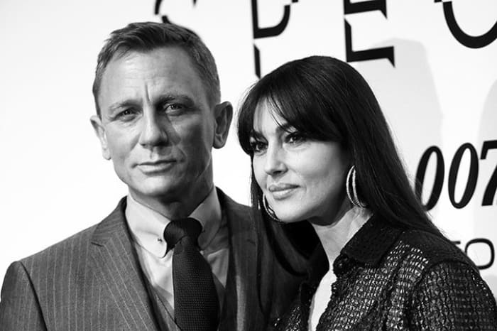 Дэниэл Крейг и Моника Беллуччи на премьере фильма *007: Спектр* в 2015 г. | Фото: psychologies.ru