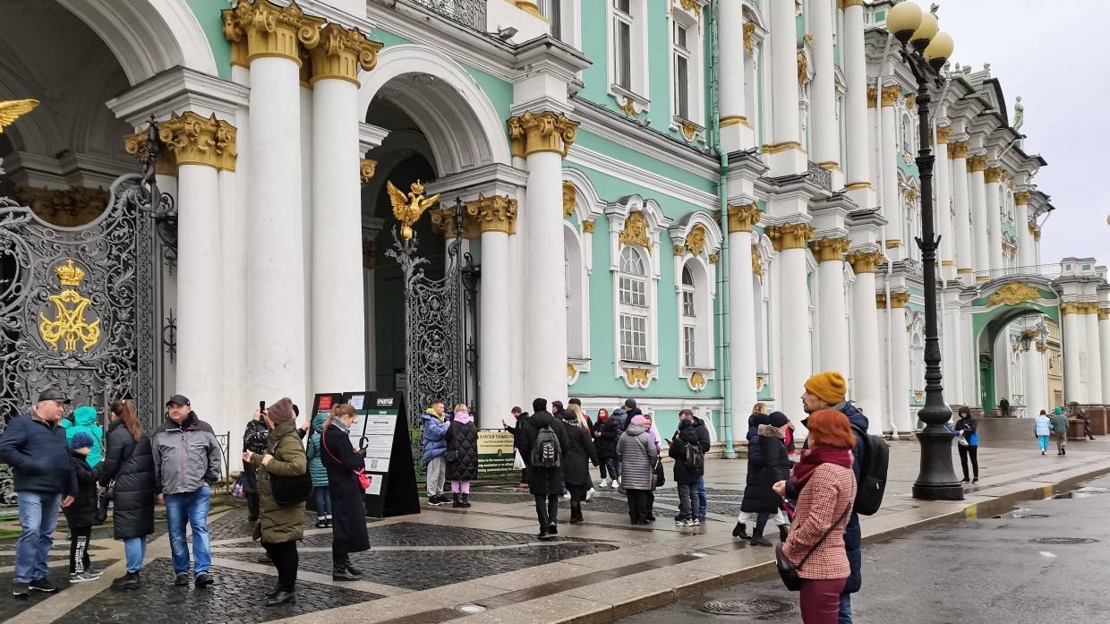Индивидуальные маршруты начнут разрабатывать для туристов Петербурга