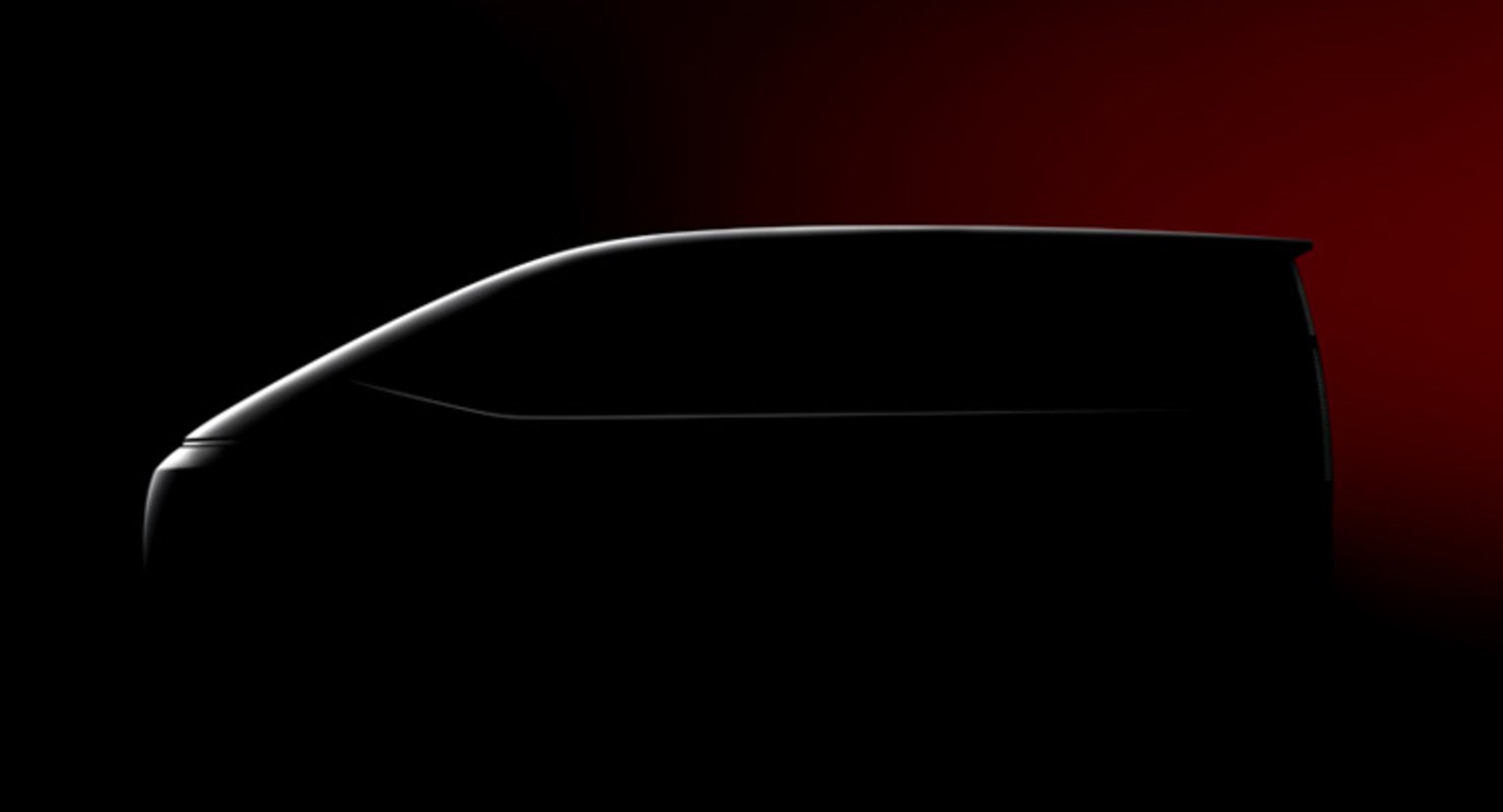 Hyundai представила тизеры нового минивэна Staria