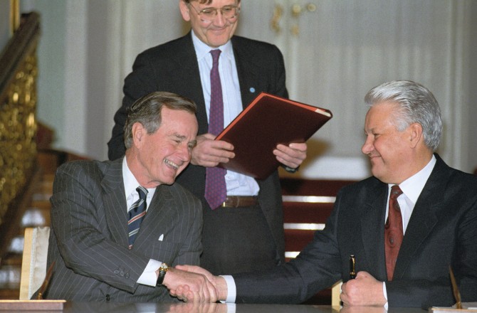 Президент эпохи перемен: что Джордж Буш-старший думал о распаде СССР, Ельцине и Горбачеве 