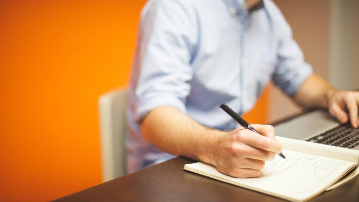 Российские работодатели сокращают социальные гарантии и льготы для сотрудников