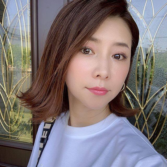 Знаменитости, которые выглядят не по годам молодо Знаменитости, которые выглядят не по годам молодо