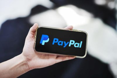 PayPal намерен расширить функционал и добавить торговлю акциями