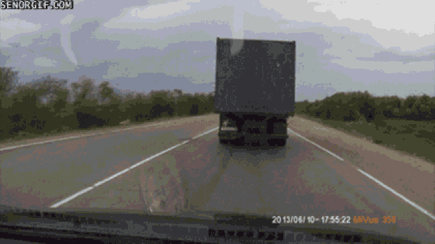 Дорога может преподнести гораздо больше сюрпризов, чем кажется: 44 фотодоказательств Дорога может преподнести гораздо больше сюрпризов, чем кажется: 44 фотодоказательств авто и мото,автоновости