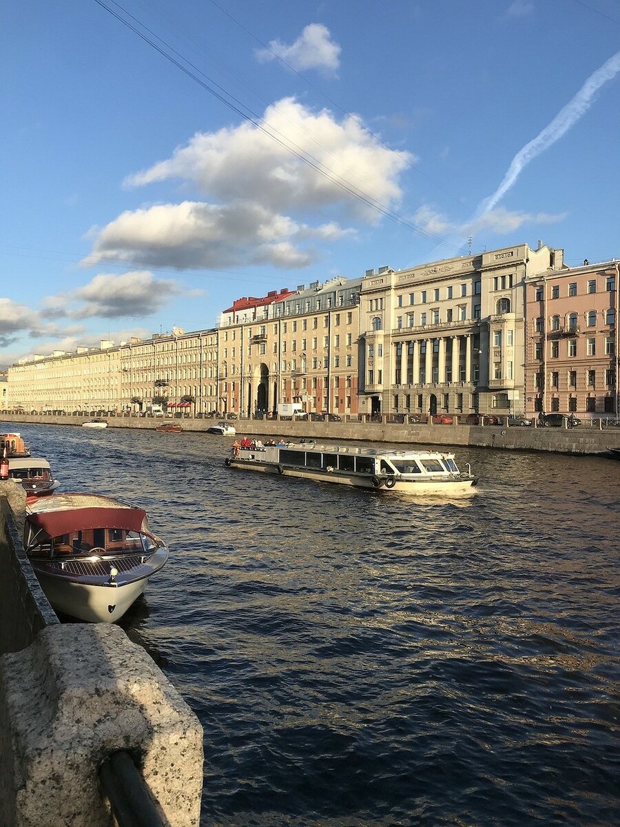 Невероятное до и после: как комнату 11 кв. м в коммуналке превратили в полноценную квартиру пространство, хранения, лестница, душевую, рядом, вырос, антресоли, настенные, разместили, Здесь, второй, комната, выбрали, санузел, Полина, сделать, спальню, краску, почти, системы