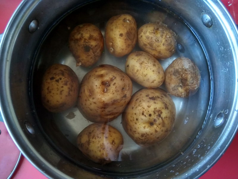 Постный картофельный рулет с грибами, бюджетно и вкусно