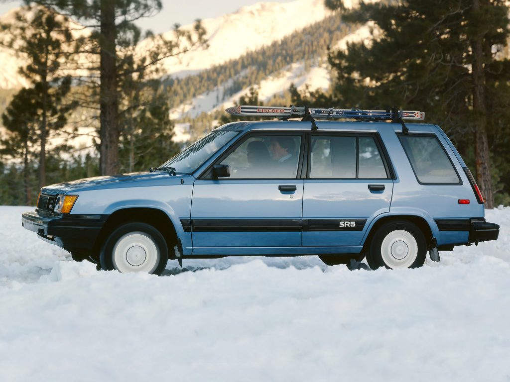 Классические универсалы — автомобили мечты для практичных мужиков Wagon, Variant, всего, можно, Универсал, Motors, Langley, 1972Коллаб, EstateKombi, 1972BMW, P1800, 1970Volvo, Station, Eldorado, 1969Cadillac, 1962Москвич, 1967Plymouth, 1962GAZ22, Crown, 1961Toyota