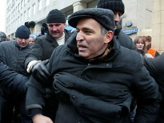 Сергею Тихановскому огласили приговор: 18 лет Блогеры,общество,Политика