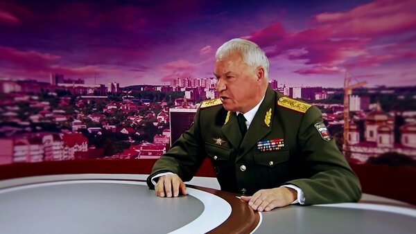 «Помимо армии нужно восстанавливать промышленность, а она уже разрушена до предела» - Генерал-лейтенант Соболев