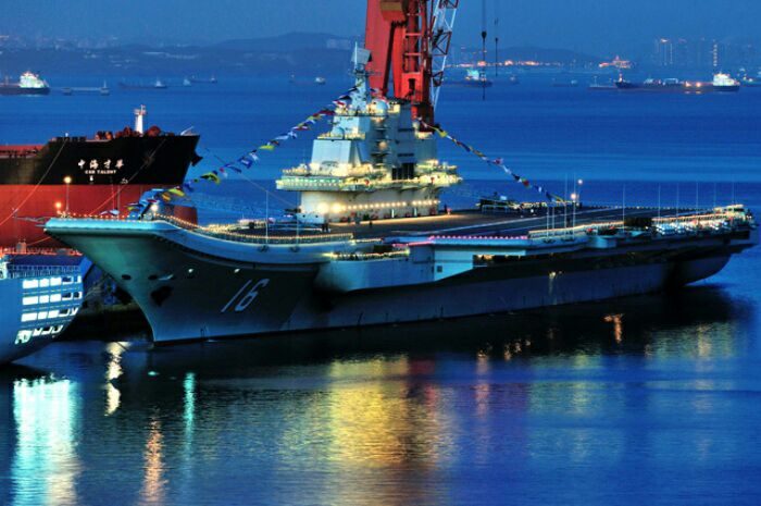 Почему из 9 советских авианосцев в России остался лишь «Адмирал Кузнецов»? Почему из 9 советских авианосцев в России остался лишь «Адмирал Кузнецов»?