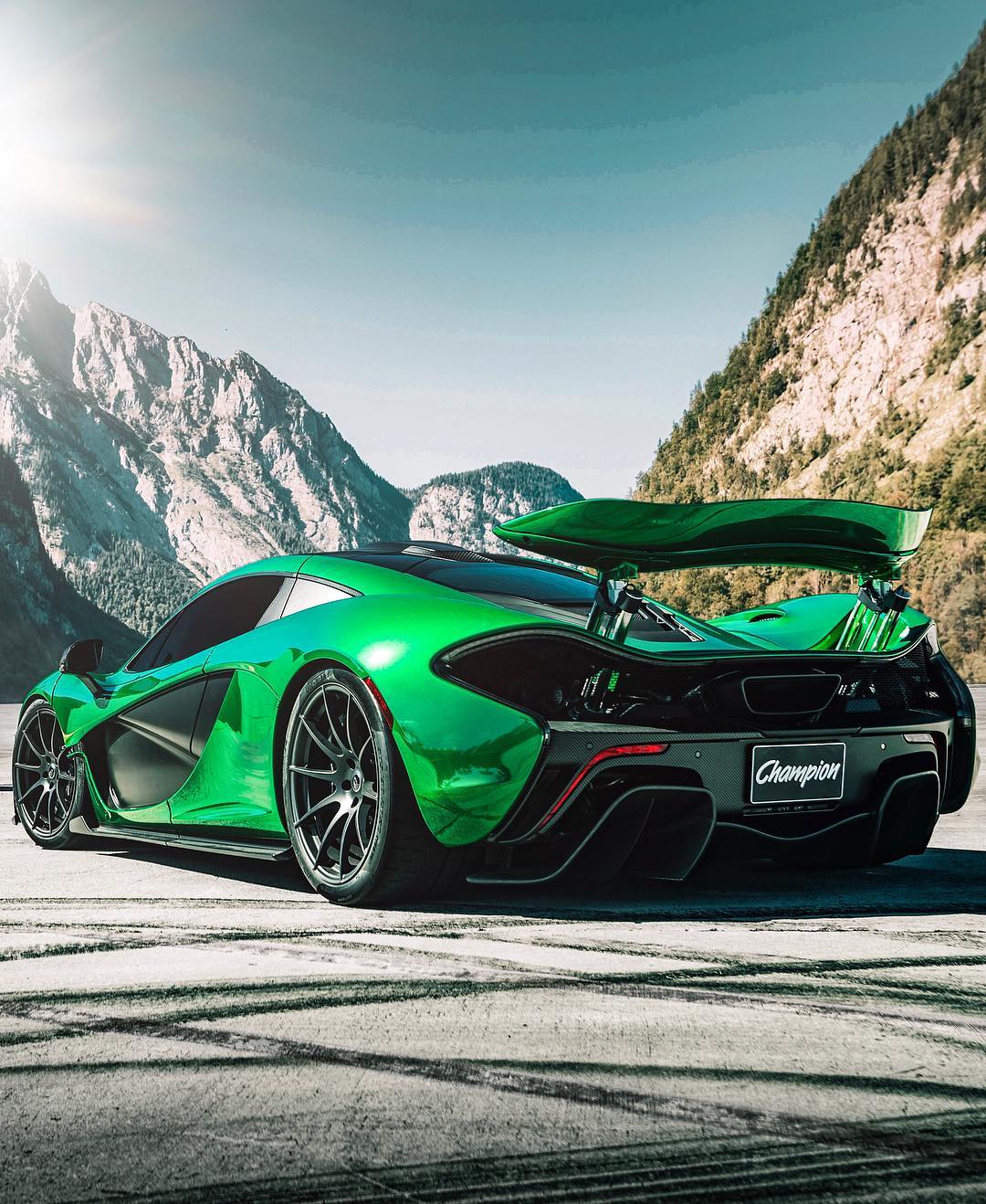 MCLAREN p1 2020