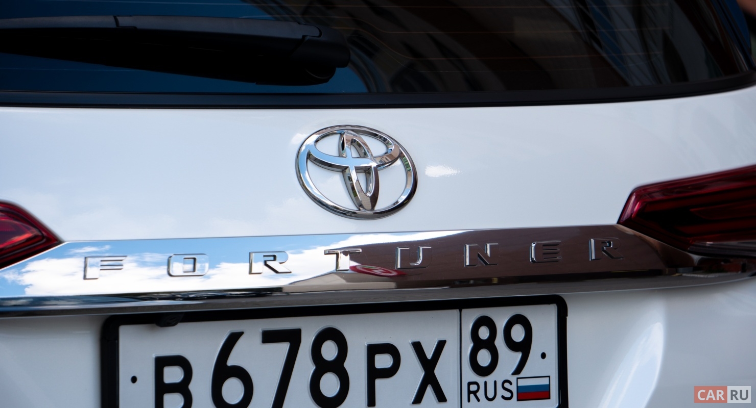 Почему инспекторы ГИБДД останавливают машины с номерами других регионов?