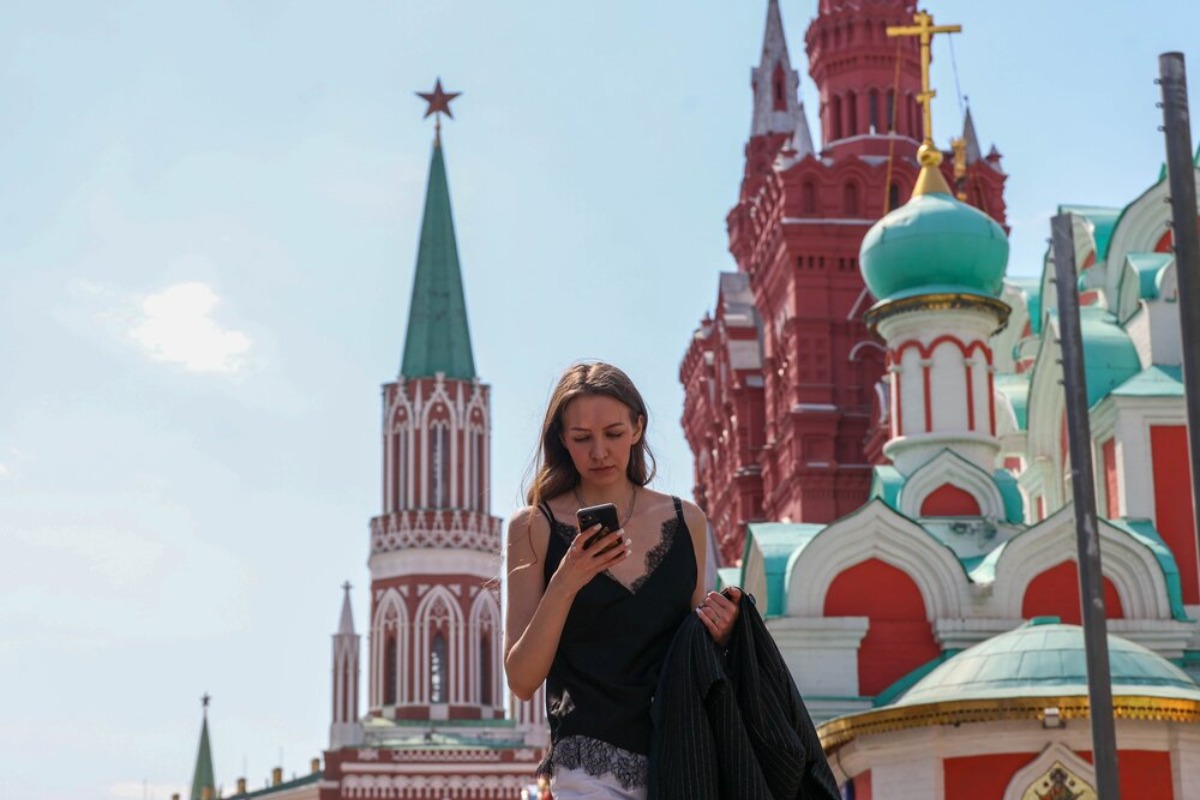 Мобильный интернет и «белый список» ограничат в Москве 9 мая