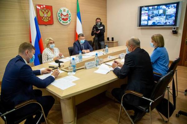 Подготовка к зиме: глава Хакасии призвал муниципалитеты сосредоточить внимание на устранении замечаний Ростехнадзора