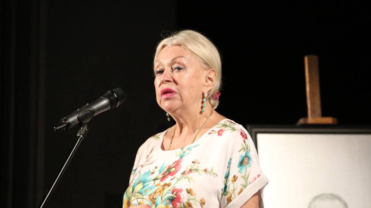 Вдова Караченцова предположила, что Светличная ушла из дома умирать