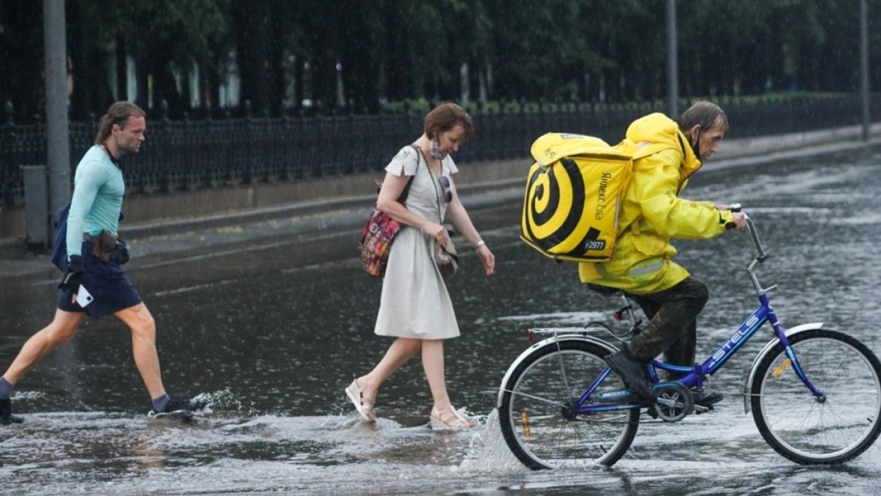 Погода в Москве и европейской части РФ в начале августа: жара, грозы и «субтропики»