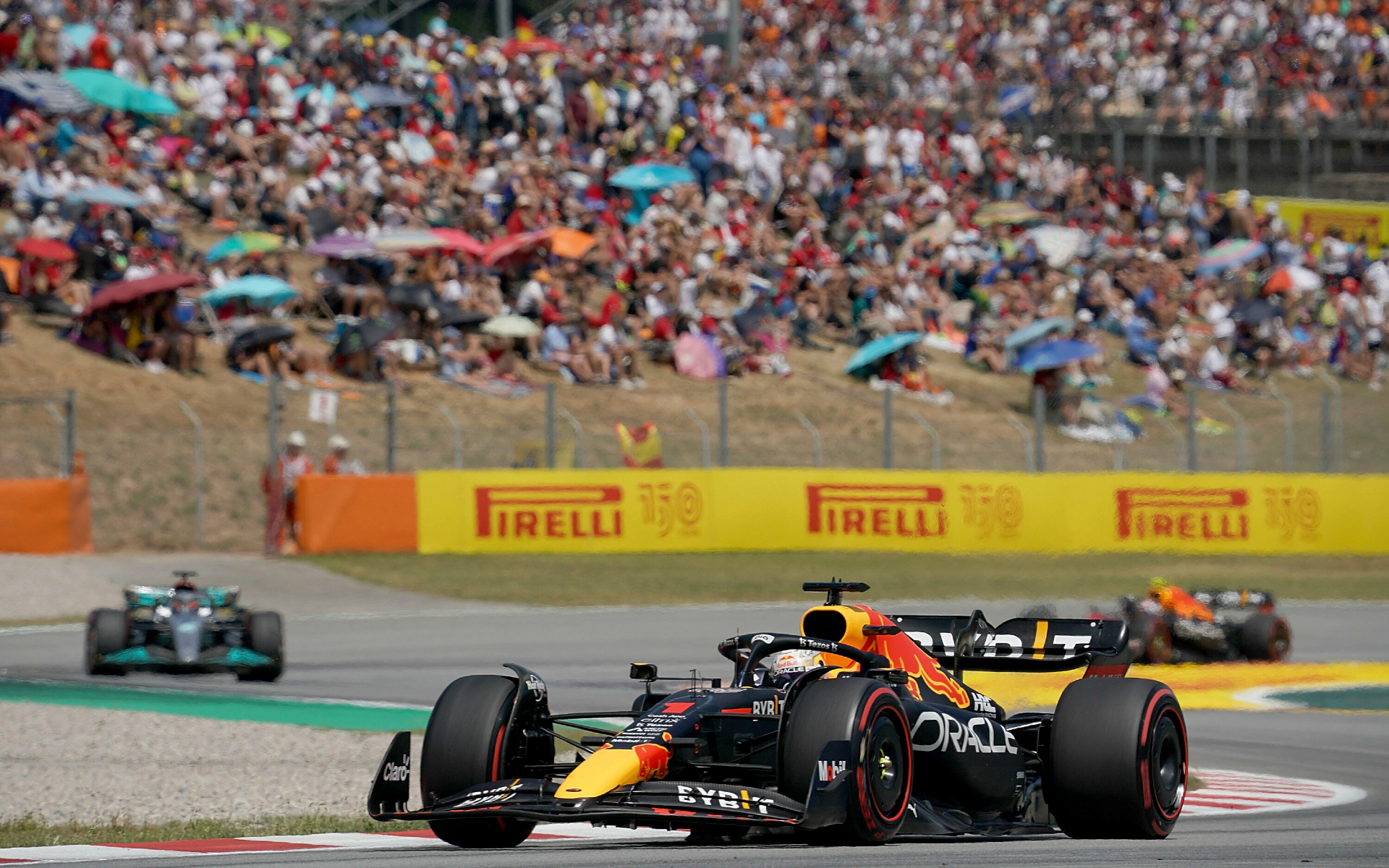 Ферстаппен выиграл Гран-при Испании после схода лидера «Формулы-1»