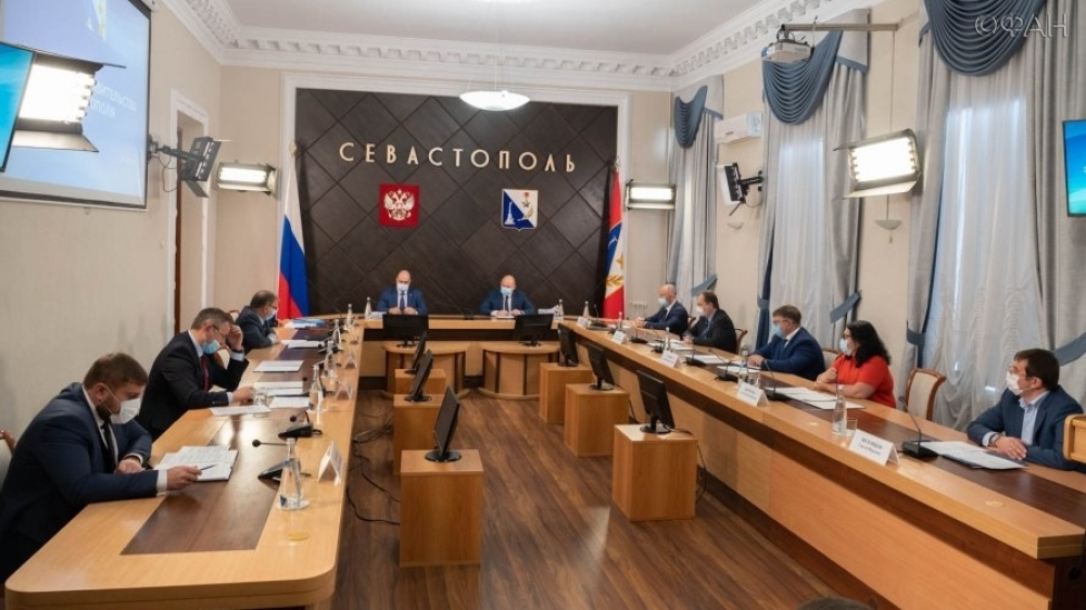 Губернатор Севастополя ведет серьезную борьбу с коррупционерами во власти