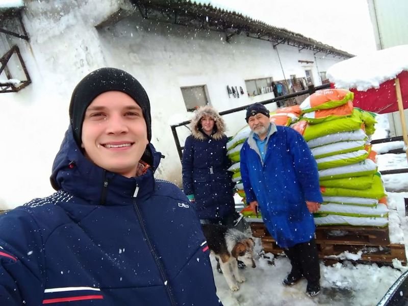 Румынский студент взял на довольствие 850 собак благородные поступки, благотворительность, животные, помощь животным, румыния, собаки, собачий приют, студент
