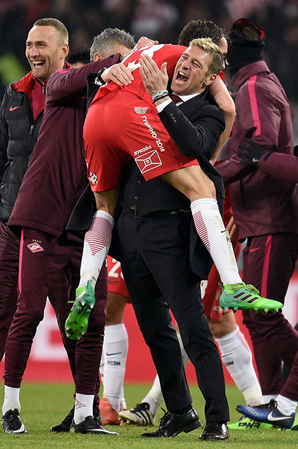 Массимо Каррера уволен с поста главного тренера футбольного клуба Массимо Каррера уволен с поста главного тренера футбольного клуба