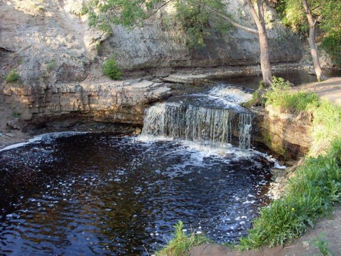 Самые интересные природные памятники Ленинградской области (6 фото)