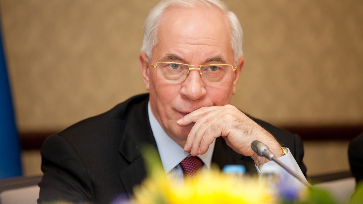 Бывший премьер Украины Азаров решительно осудил внутреннюю политику команды Зеленского