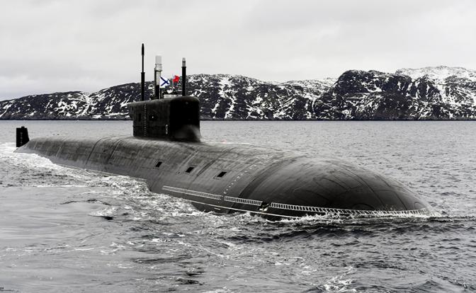 На фото: атомная подводная лодка стратегического назначения "Князь Владимир".