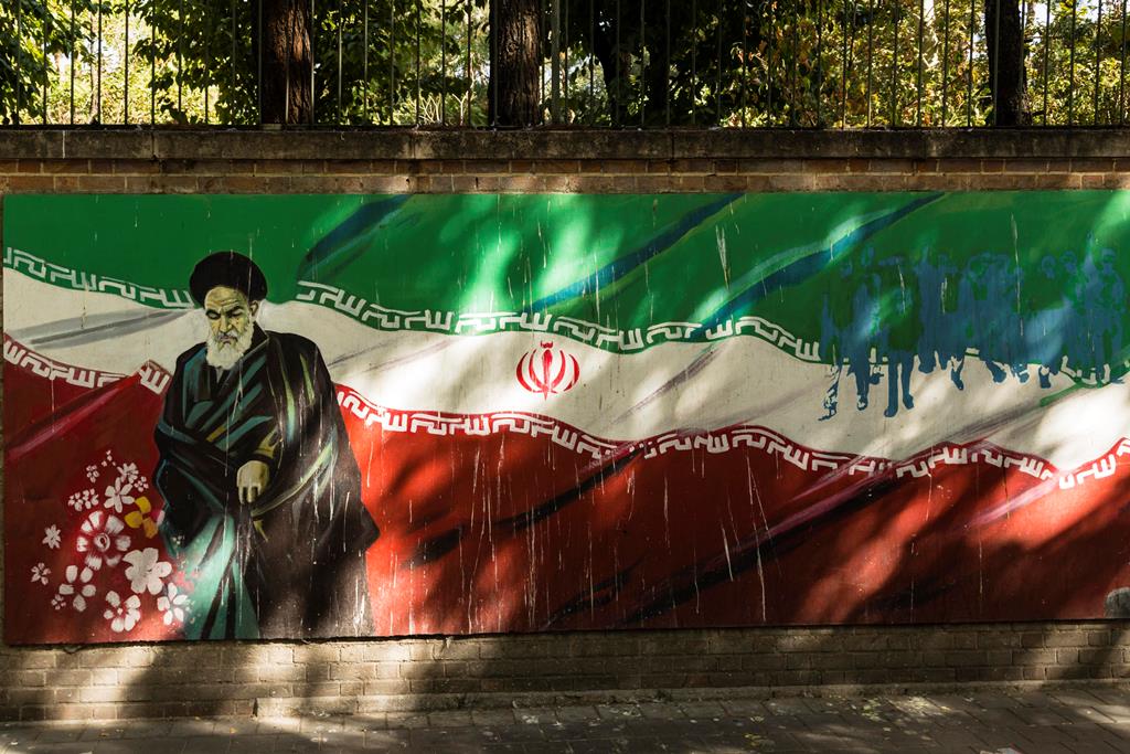 Блокировка интернета, десятки погибших: Что происходит в Иране власти, стране, ноября, протестов, страны, иранские, которые, Иране, через, бензин, практически, Ирана, среди, иранских, однако, заявила, представитель, официальный, странами, протесты