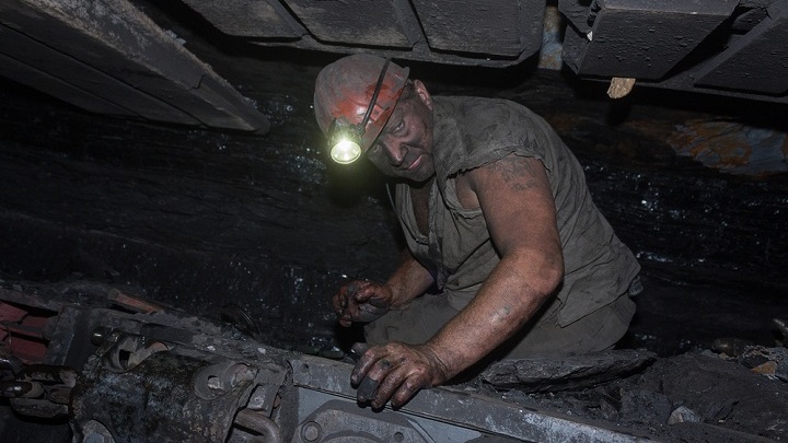 "Это есть наш последний и решительный бой". С угольными олигархами надо говорить предельно жёстко