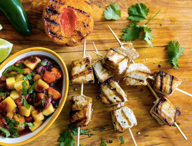 9 нетривиальных способов приготовить шашлык