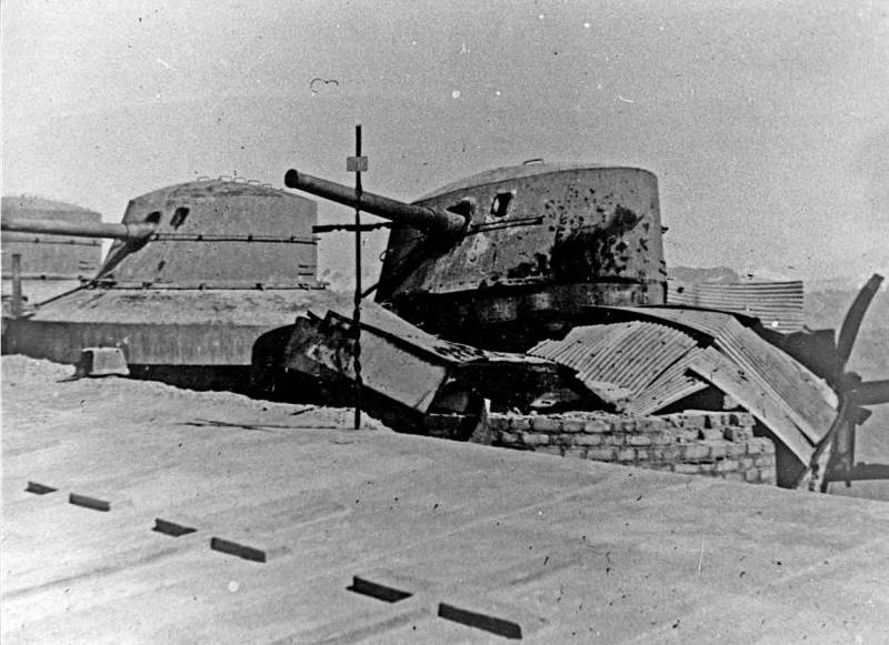 Итальянское вторжение во Францию или Как дуче фюреру помогал Итальянское вторжение во Францию или Как дуче фюреру помогал история