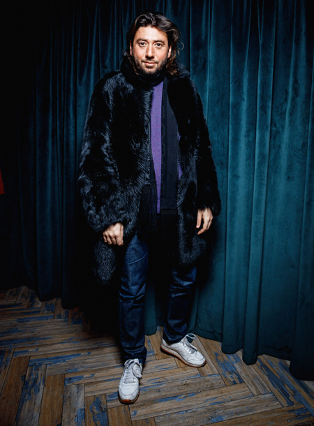 Алексей Чадов с сыном, Мария Кожевникова с детьми и другие гости премьеры фильма "Конек-Горбунок" Звезды,Красная дорожка