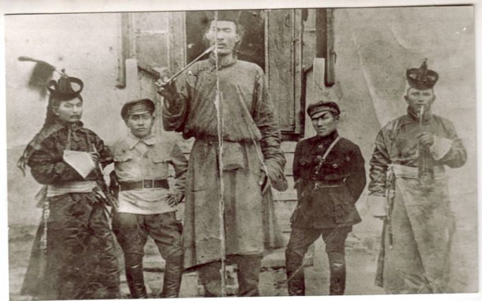 Зачем большевики искали Шамбалу в 1925 году?