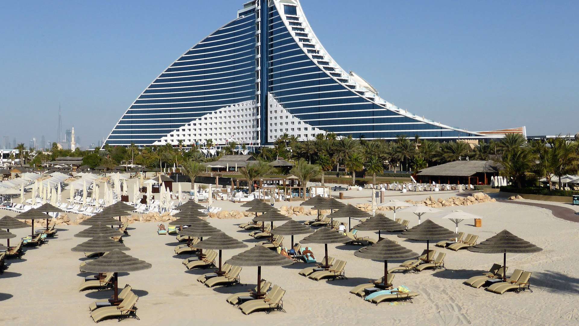 Jumeirah beach оаэ