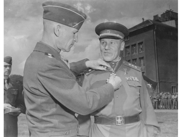 Как проявили себя настоящие генералы РККА летом 1941-го? история