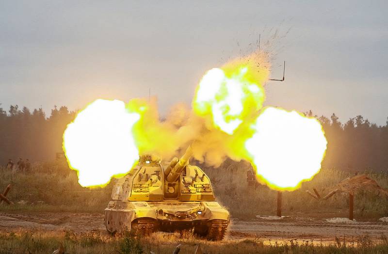 Нападение России и эвакуация американцев: Что стоит за военной истерией вокруг Украины