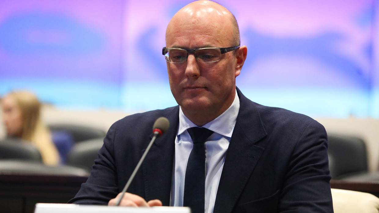 Вице-премьер Чернышенко пообещал перевести оформление всех справок в электронный вид