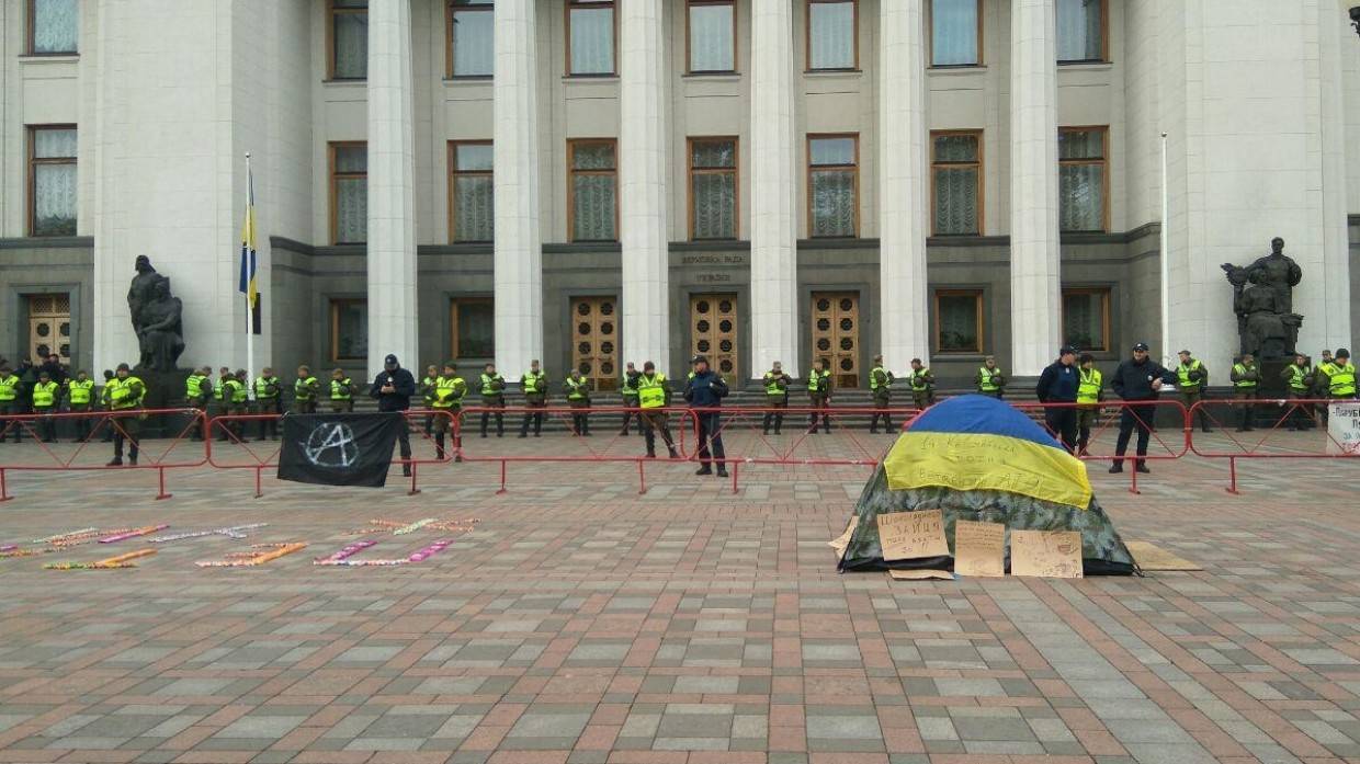 Аналитик Безпалько назвал независимость источником бед и разрухи на Украине