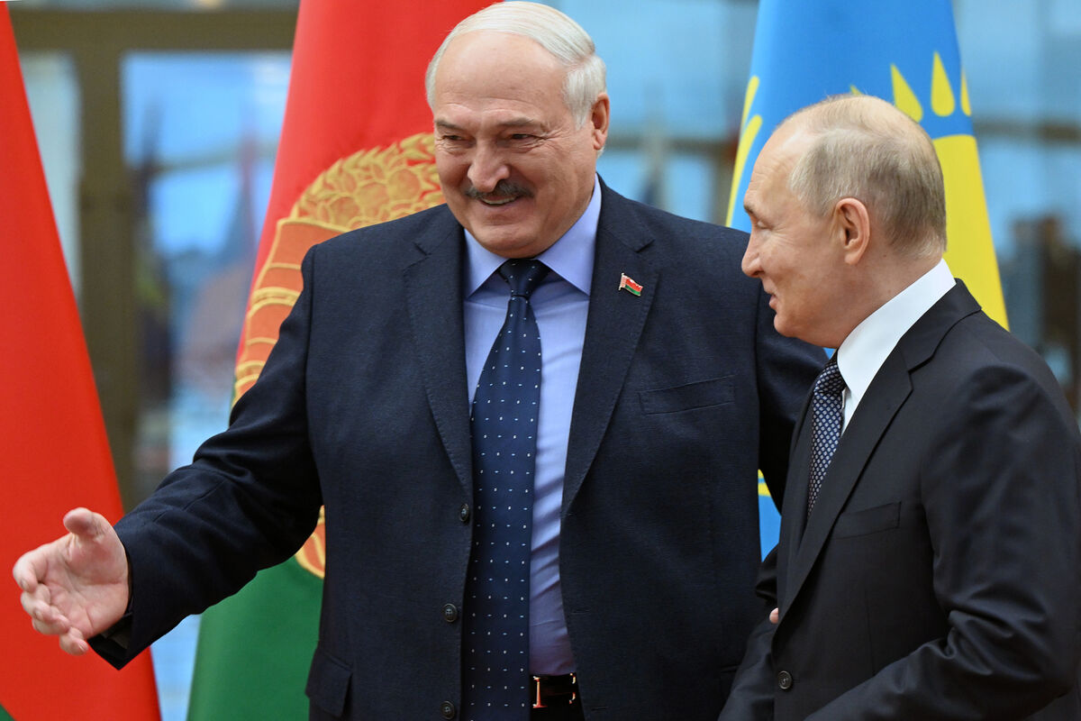 Путин и Лукашенко по телефону обсудили подготовку к июньскому саммиту ШОС