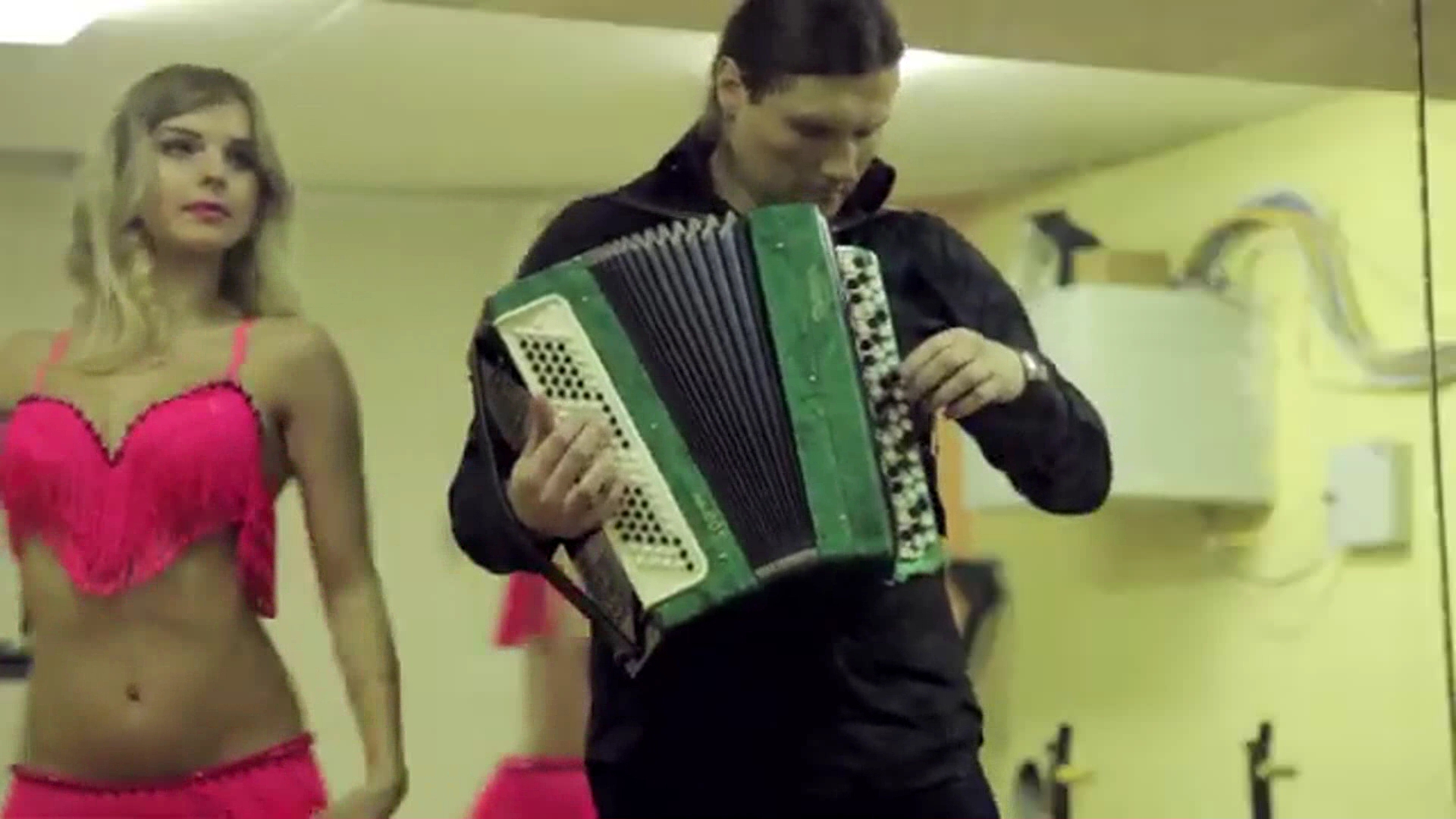 Использование жидкостных лазеров в качестве оружия