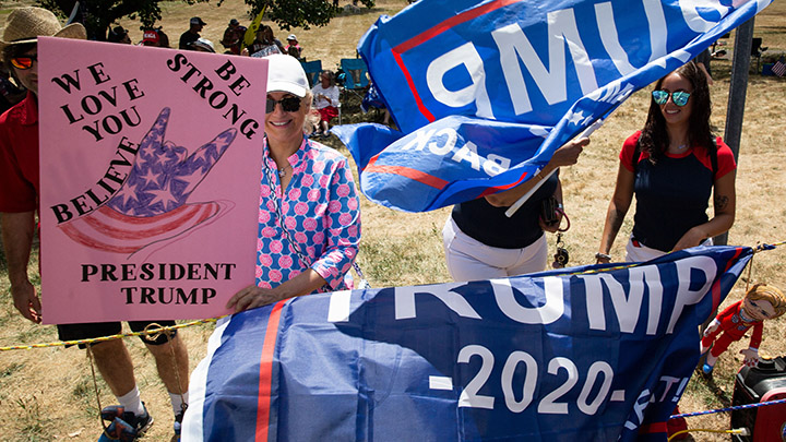 У ЭКС-ПРЕЗИДЕНТА ЗАБРАЛИ ТРИ ПАСПОРТА. ТРАМПА СДАЛИ РОДСТВЕННИКИ? У ЭКС-ПРЕЗИДЕНТА ЗАБРАЛИ ТРИ ПАСПОРТА. ТРАМПА СДАЛИ РОДСТВЕННИКИ? геополитика