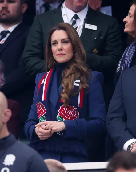 Кейт Миддлтон появилась на публике в Лондоне Кейт Миддлтон появилась на публике в Лондоне alexander macqueen,david rogers,mike hewitt,Великбритания,джон одрисколл,елизавета (ii),ирландский союз регби,Кейт Миддлтон,король карл (iii),наследный принц джордж,принцесса Диана,принцесса Шарлотта,принц Луи,принц Уильям,уильяама