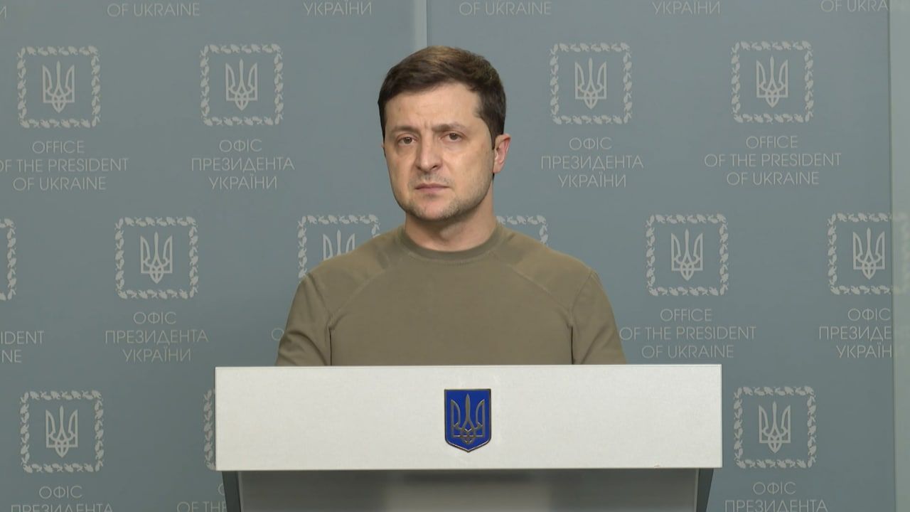 Генпрокурор Украины и глава СБУ сняты с должностей за госизмену Политика