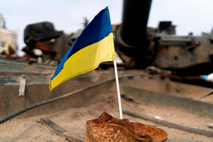 Запад усиленно ищет виноватого в провале контрнаступления геополитика,украина
