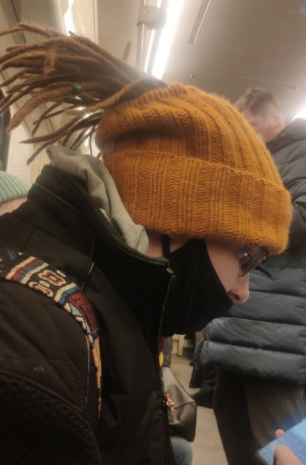 Модники и чудаки из метро