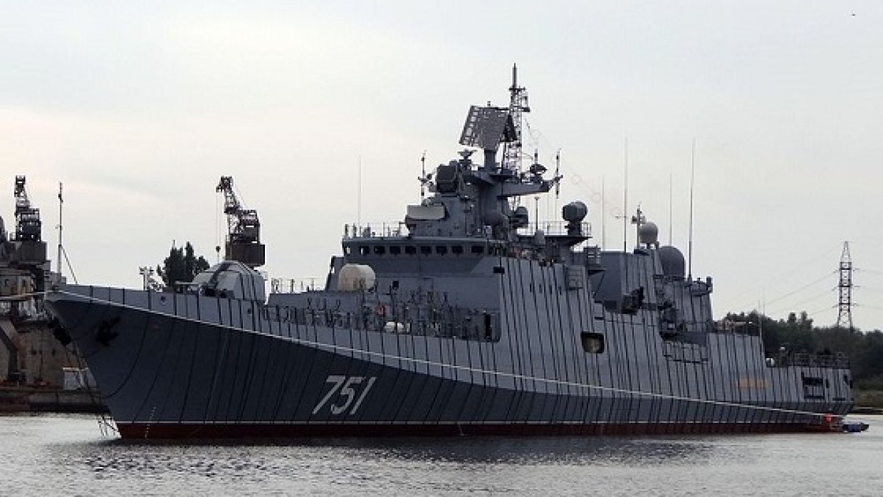 Фрегат «Адмирал Эссен» проходит проливы Босфор и Дарданеллы к Средиземному морю