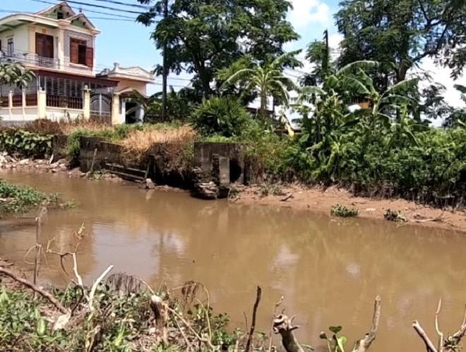 Грязная вода