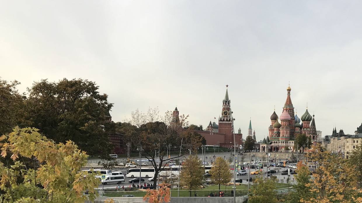 Гидрометцентр объявил желтый уровень опасности из-за сильного ветра в Москве